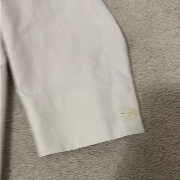 Classic Cream Blazer - Picture 3 of 3